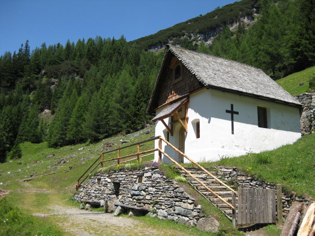 Almhuette Adlerhorst Villa Heiligenblut Buitenkant foto