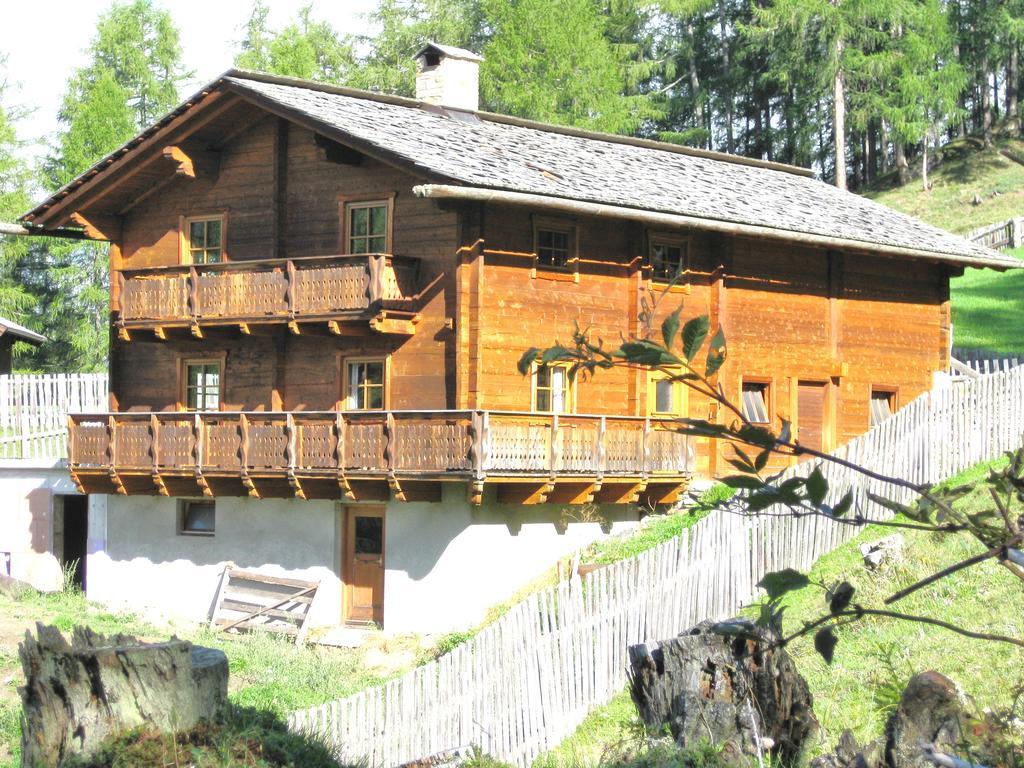 Almhuette Adlerhorst Villa Heiligenblut Buitenkant foto